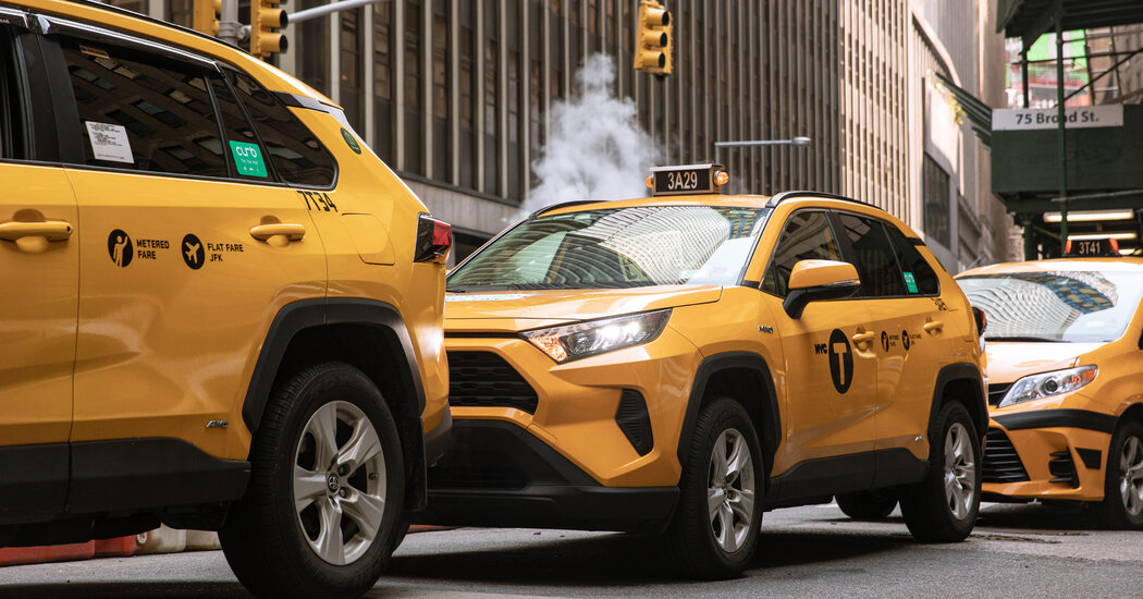 Uber Partners With Yellow Taxi Companies in N.Y.C.