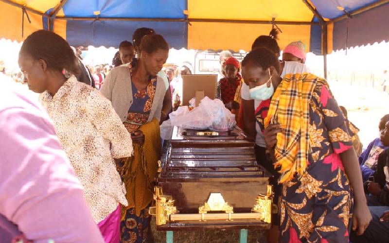 Chebarus residents call on Uhuru to end land dispute with KDF as victims buried