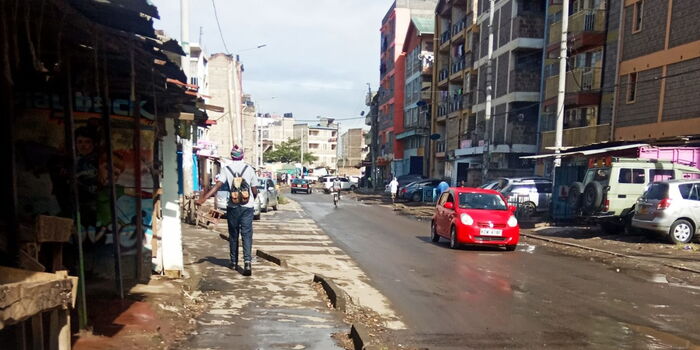 Nairobi Hawker Caught Fetching Sewage & Selling as Clean Water [VIDEO]