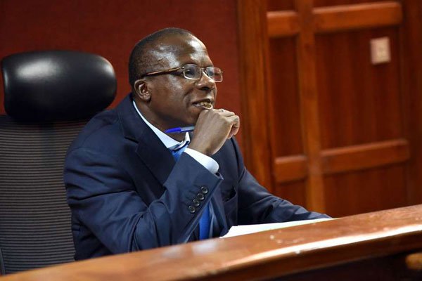 FORMER CJ MUTUNGA DEFENDS MACHAKOS JUDGE ODUNGA AGAINST CRITICS FROM OUTSPOKEN LAWYER.