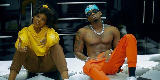 Never before seen photo of Diamond Platnumz locking lips with alleged lover, Zuchu