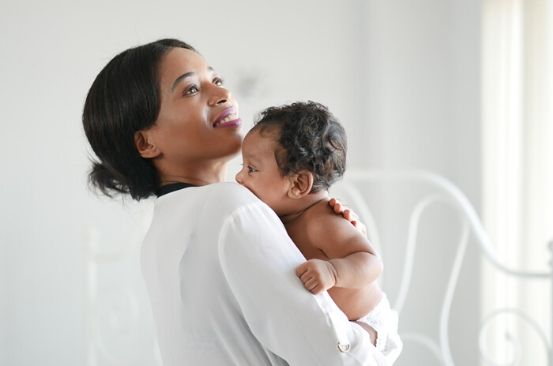 Ways to support a new mum (including things not to do)