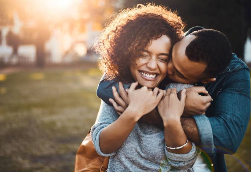 The difference between falling in love and a crush Eve woman