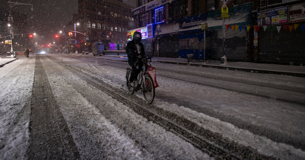 New York Gets Its First Major Snow of the Season