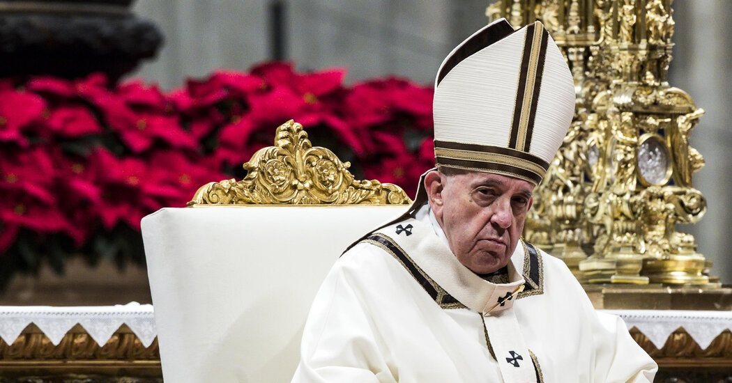 Pope Scolds Couples Who Choose Pets Over Kids
