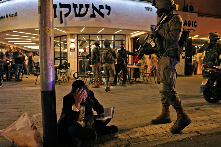 Israeli police kill gunman who shot dead two in Tel Aviv » Capital News