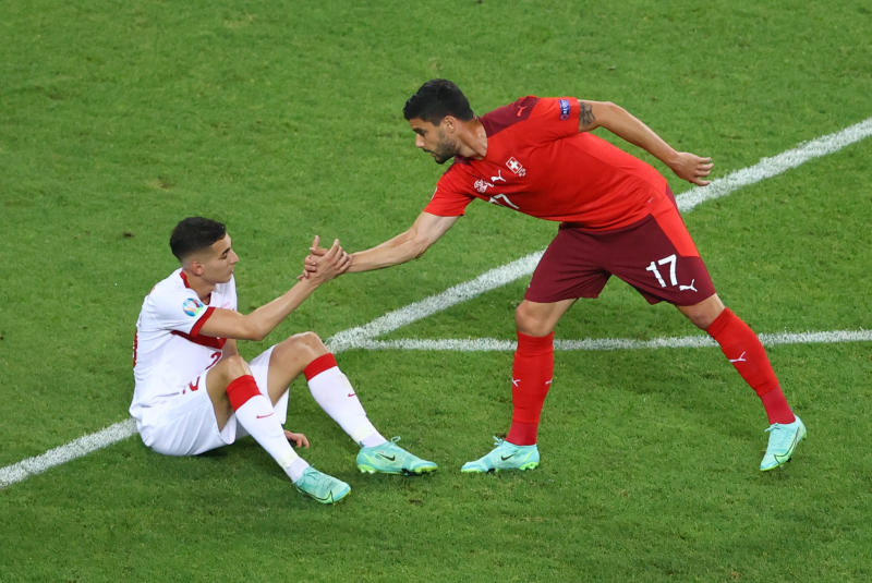 Switzerland advance to last 16 of Euro 2020 without kicking a ball : The standard Sports