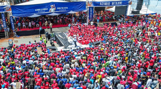 Raila pledges to revive economy in Murang'a tour with SK Macharia » Capital News