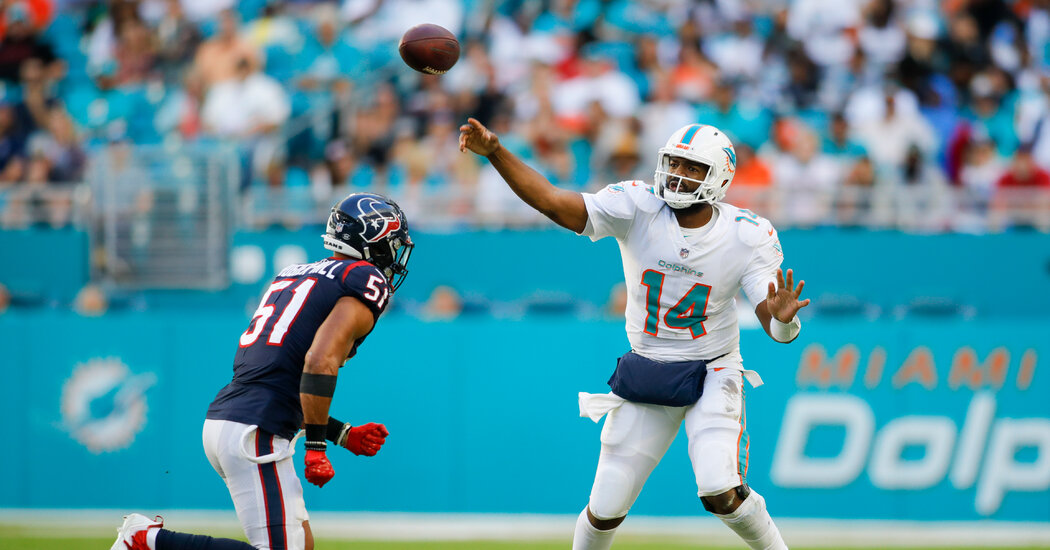 Dolphins and Texans Swap Turnovers, if Not a Quarterback