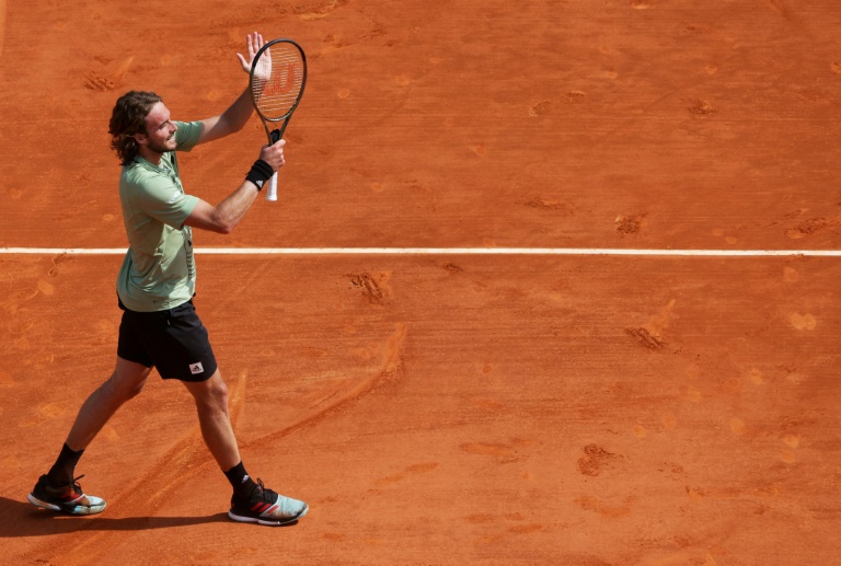 Tsitsipas breezes past Djere in Monte Carlo