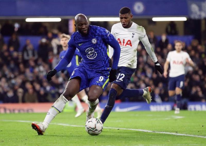 Chelsea dominate Spurs in 2-0 league cup semi-final win : The standard Sports