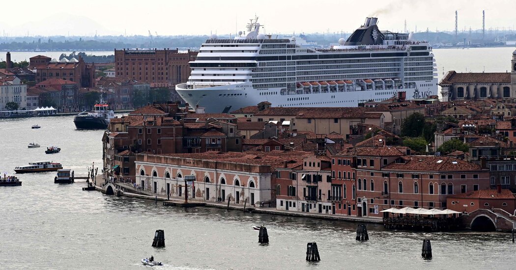 Italy’s Government to Ban Cruise Ships From Venice