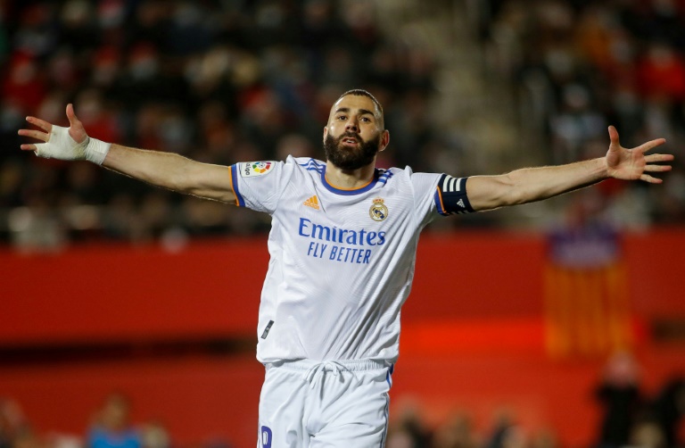 Benzema on a hat-trick as Real Madrid beat Chelsea in Champions League first-leg quarter-final
