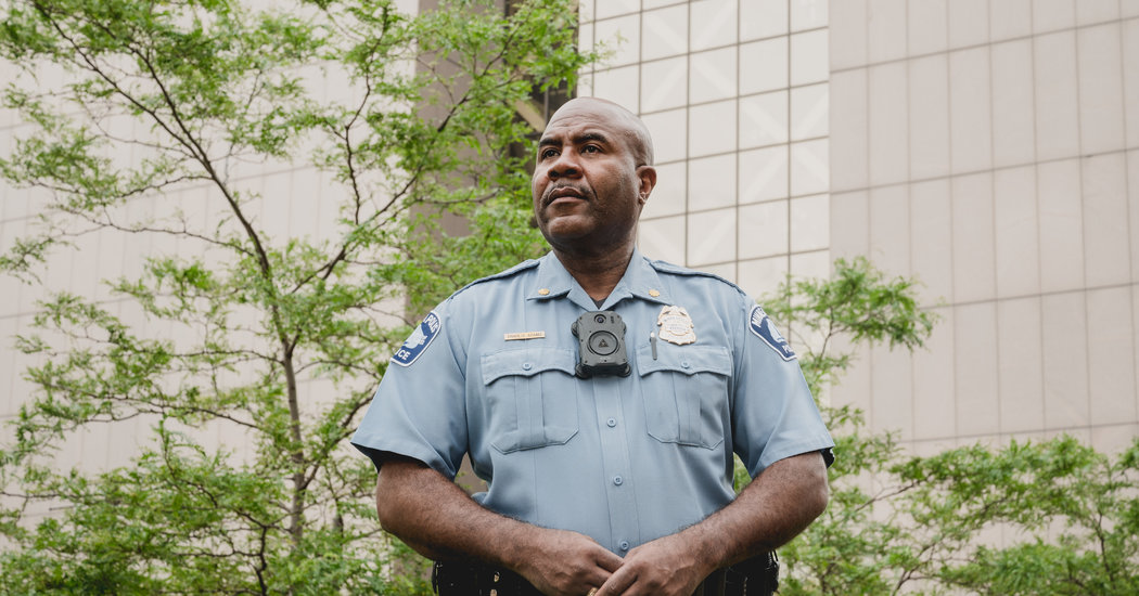 In Minneapolis, Looking for Police Recruits Who Can Resist Warrior Culture