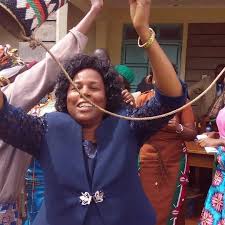 Governor grooms wife for women rep seat – Weekly Citizen