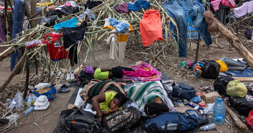 Biden’s Deportation of Haitian Migrants Uses Trump-Era Immigration Tactics
