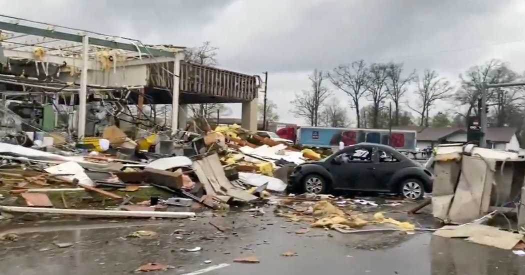 Tornado Strikes Jonesboro, Ark., Injuring at Least 6, Official Says