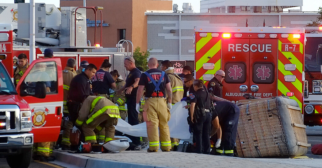 Albuquerque Hot Air Balloon Crash Kills 4, Police Say