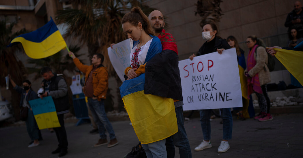War in Ukraine Forces Israel Into a Delicate Balancing Act