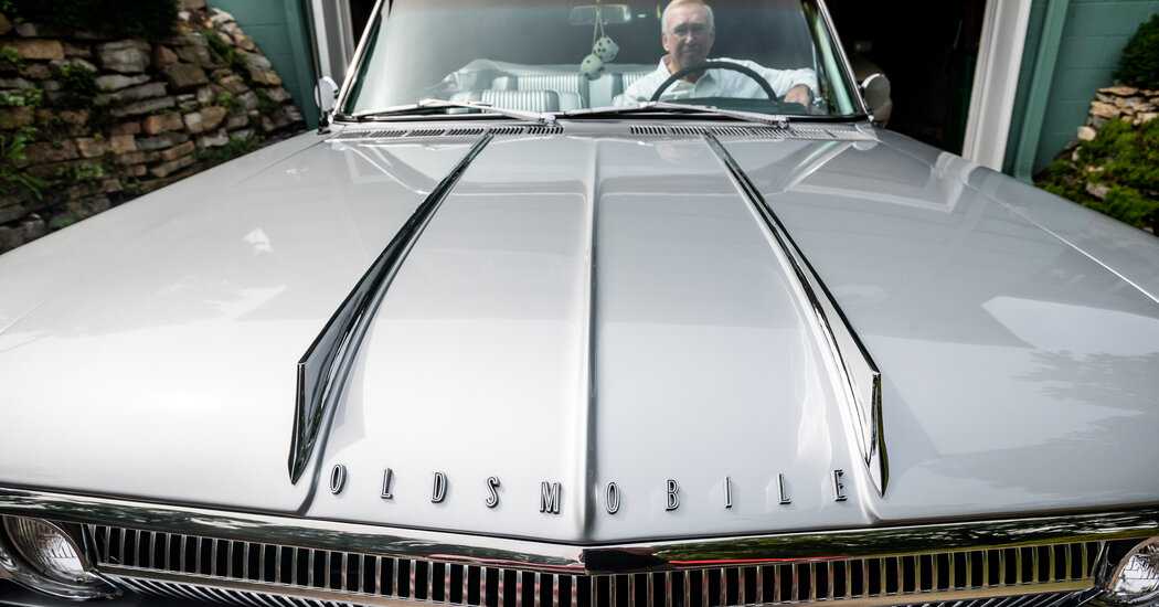 How G.M.’s First Turbo Engines Crashed and Burned