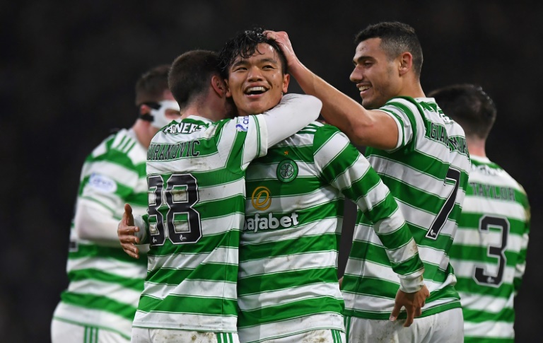 Celtic close in on Scottish title with Old Firm win