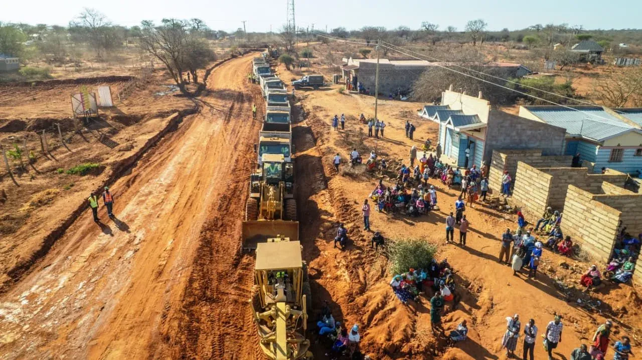 President William Ruto Orders Tarmacking of Road to Kalonzo Musyoka’s Home, Seeks 2027 Support