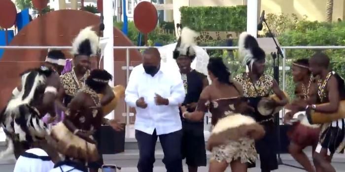 Watch as Uhuru Shows His Dance Moves in Dubai