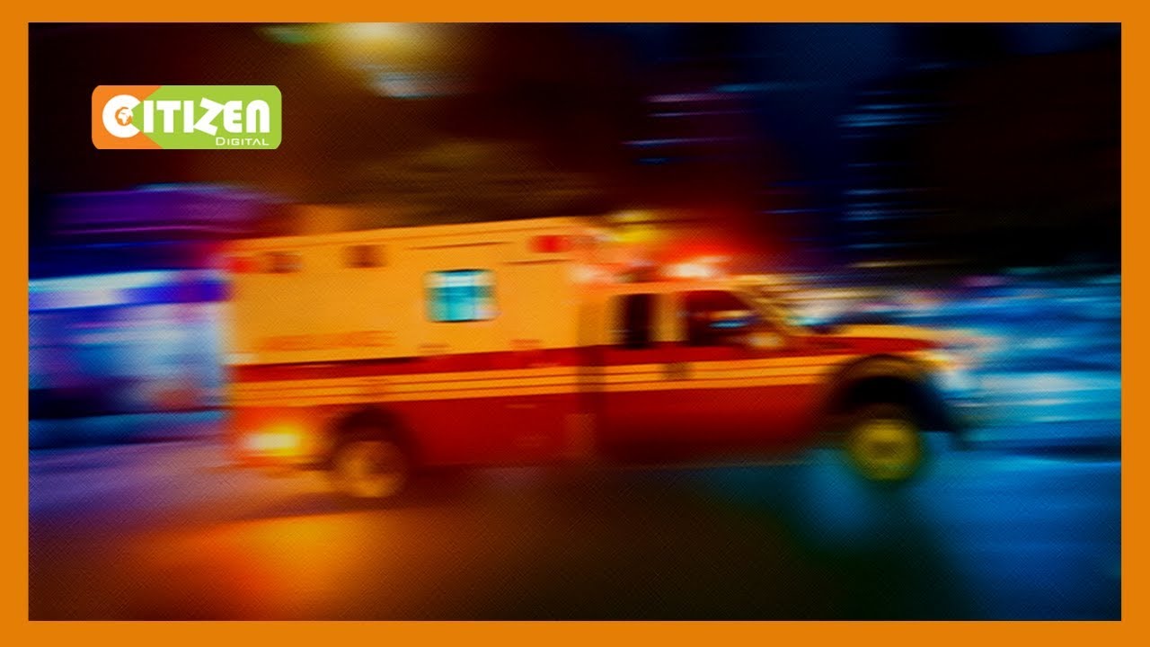 Vijana wajipiga picha wakinywa pombe ndani ya ambulensi