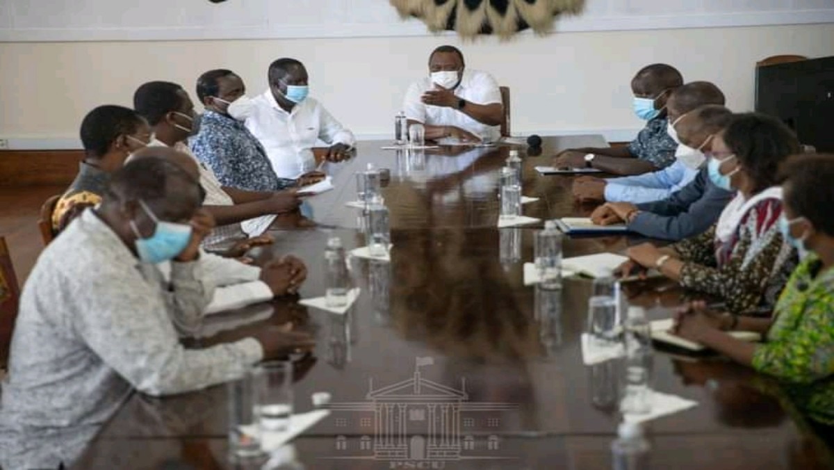 Top 10 News in Brief: Uhuru Lectures OKA Chiefs, Insists on Raila to Beat DP Ruto