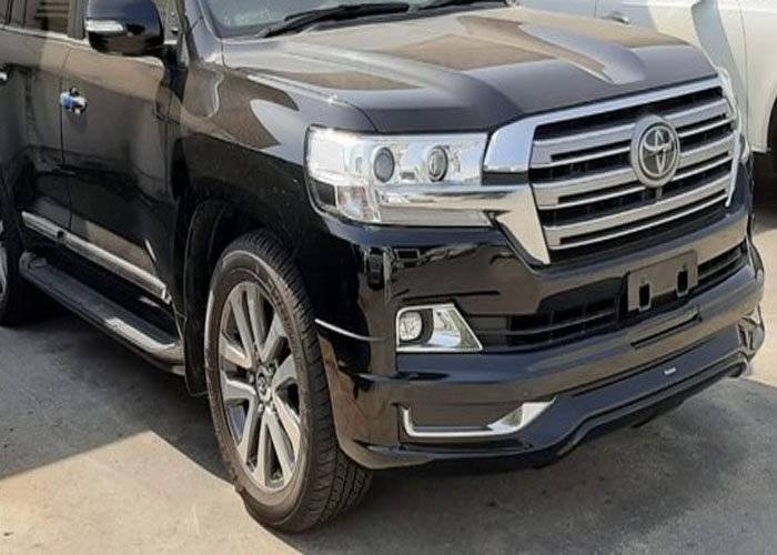Guns, bullets recovered from suspects driving Land Cruiser V8, Benz in Kilimani