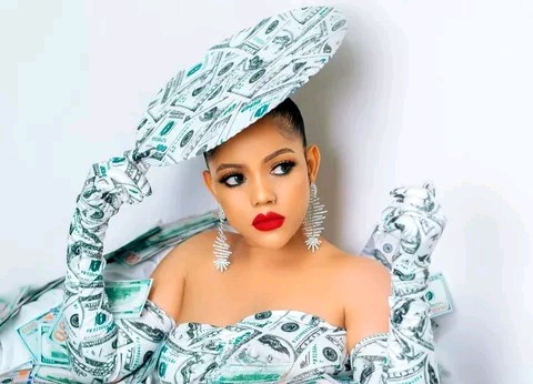 [PHOTOS] Rayvanny Ex-girlfriend Fahyma shows off her banding body leaving men drooling