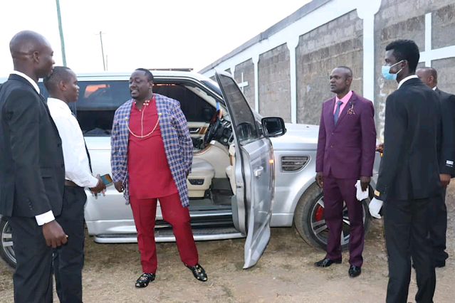 City preacher Victor Kanyari buys a new V8, congregants now pray for private jet