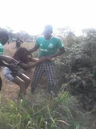 Mombasa Police officer holding a gun defiles a woman in the bush, leaving her with wounds