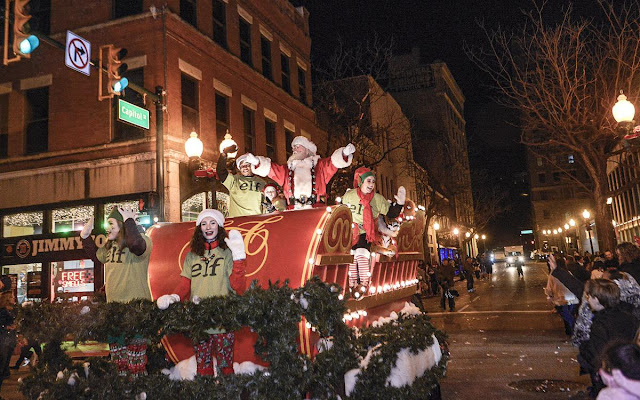 Christmas Holiday - Norad tracks Santa over Christmas Eve across the world