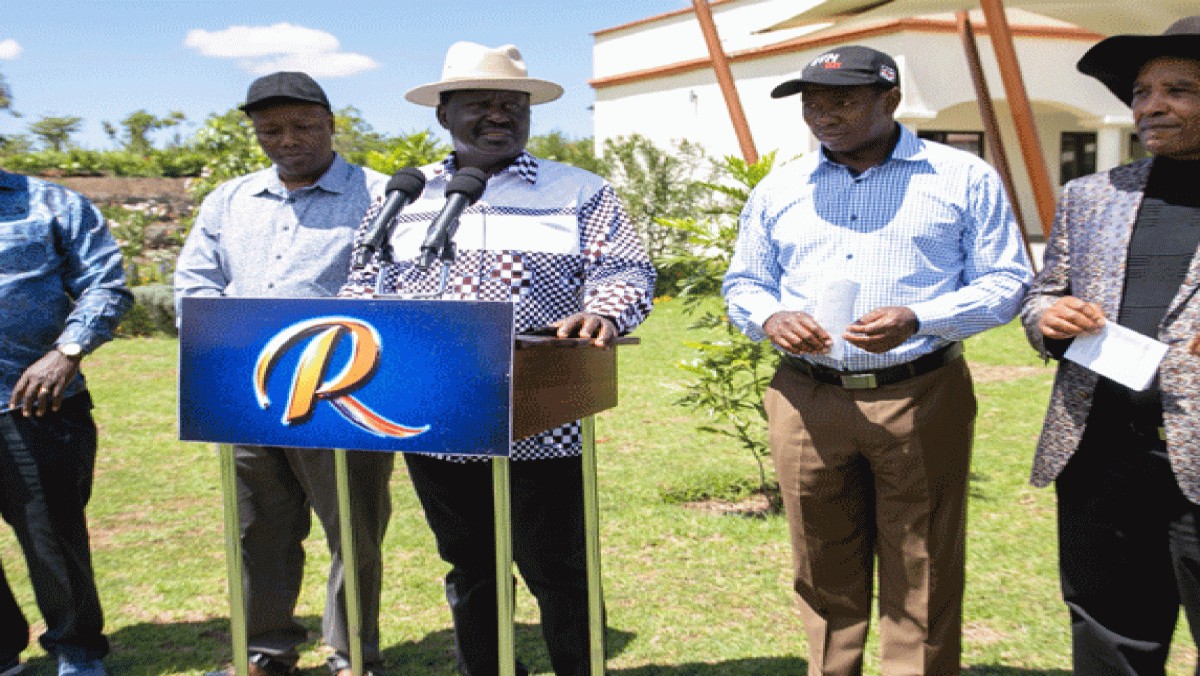 ‘Mimi Nitachagua Raila na Siogopi,’ Top Mt Kenya Governor Declares After This Honour