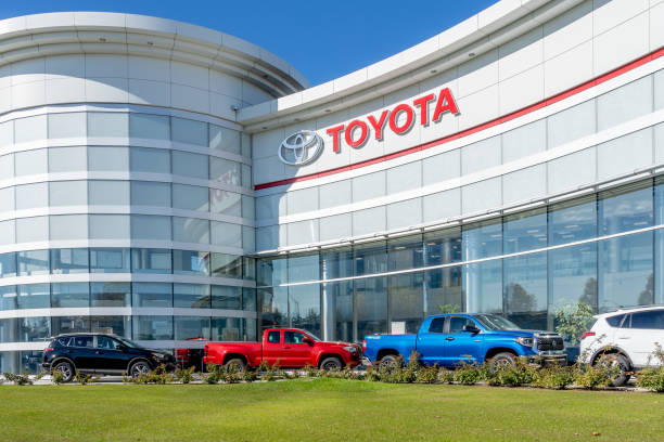 Toyota Beats Volkswagen to Become World’s Top Car Seller for Two Years