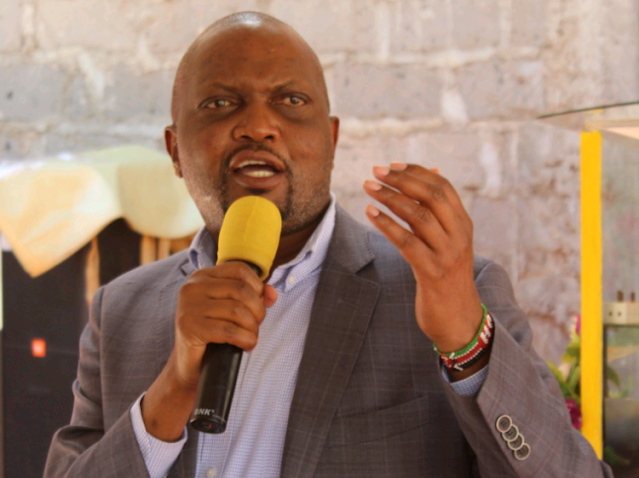 The pastor who prophesied Moses Kuria's legs accident, prophecies about Uhuru