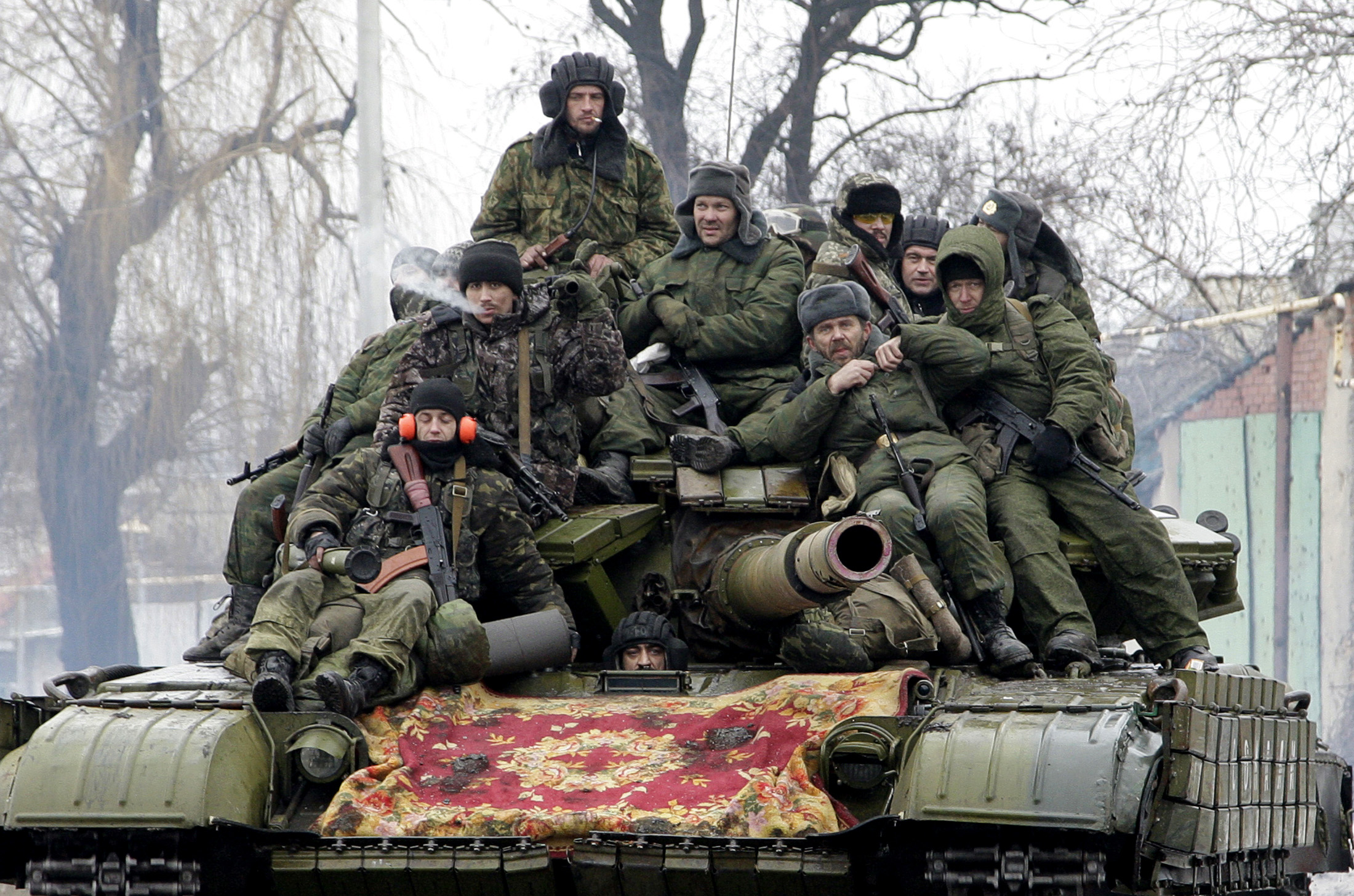 Ukraine Invasion Live Updates: Russia’s Missile Strikes Building in Kharkiv, EU Calls for Emergency Meeting