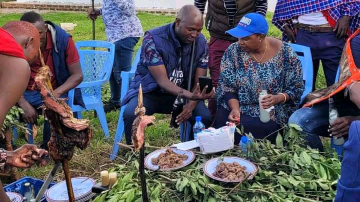 Internet on Fire as Citizen TV’s Stephen Letoo Hosts Sabina Chege in Kilgoris, Narok County.