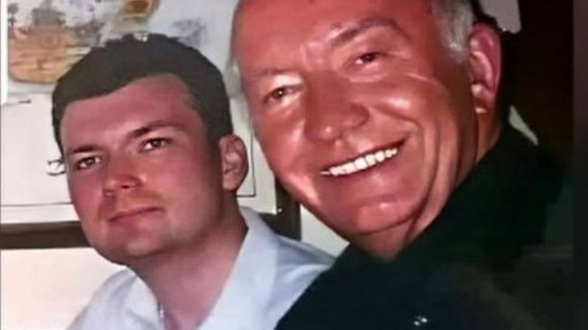 Woman in Pain as She Loses Father, Brother to Covid-19 at Same Time: ‘I’m The Only One Left’
