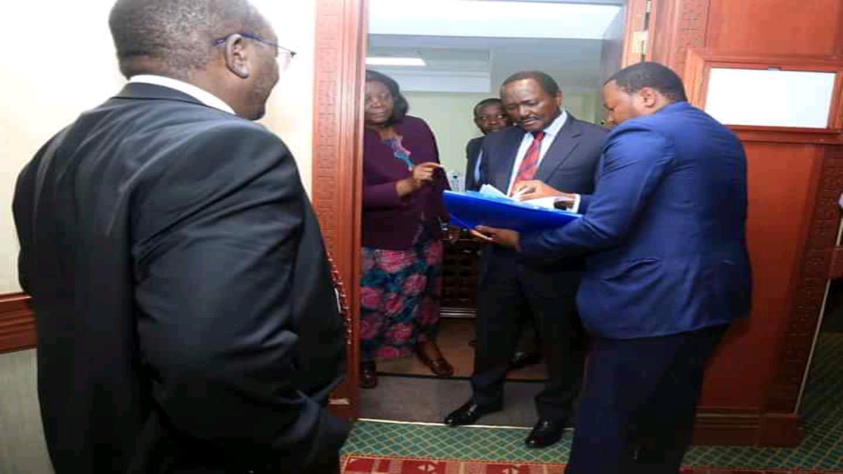 Kalonzo Sets Trap to Azimio as He Shows Up For Running Mate Interviews